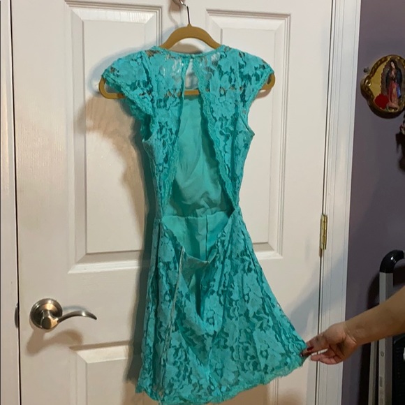 Guess - Picture 2 of 2